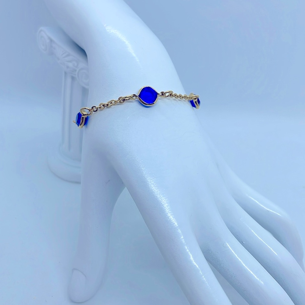 Bracelet gold tone